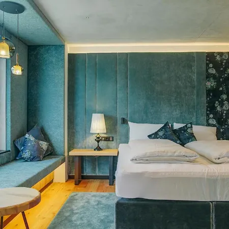 Boutique Im Auracher Löchl 4* Kufstein