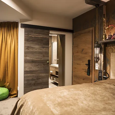 Boutique Im Auracher Loechl Отель 4*