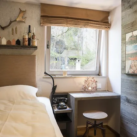 Boutique Im Auracher Loechl