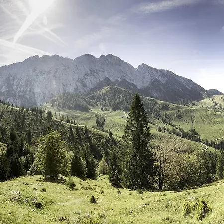 Отель Boutique Im Auracher Loechl Куфштайн