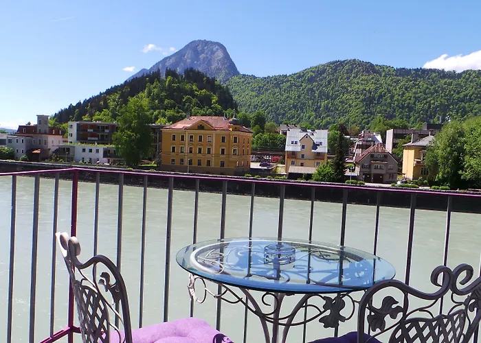 Boutique Im Auracher Loechl 库夫施泰因