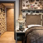 Boutique Im Auracher Loechl Hotel